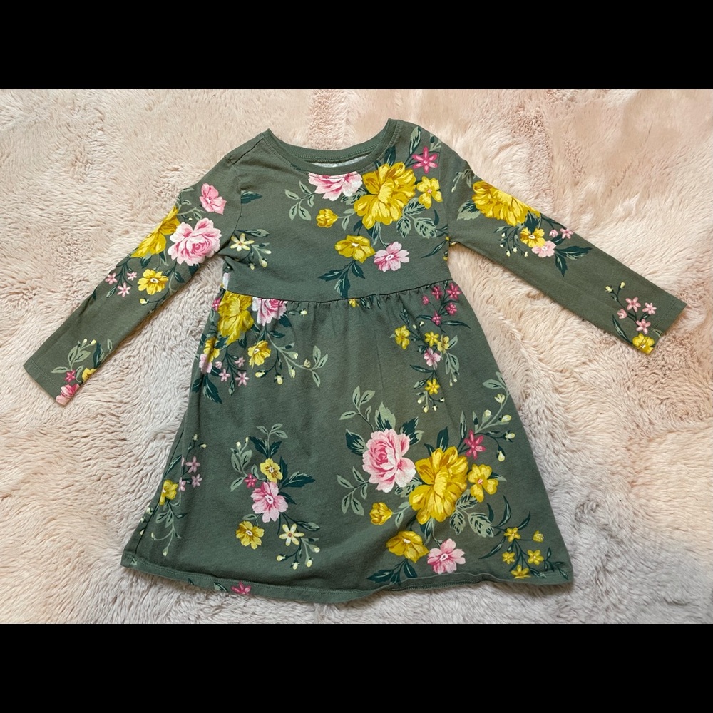 Old navy 3T EUC army green floral